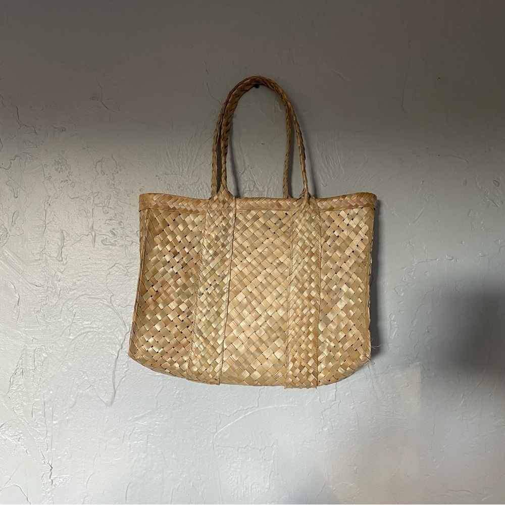 Vacation Tan Woven Tote Bag Beach Resort Resortwear Hawaii Caribbean